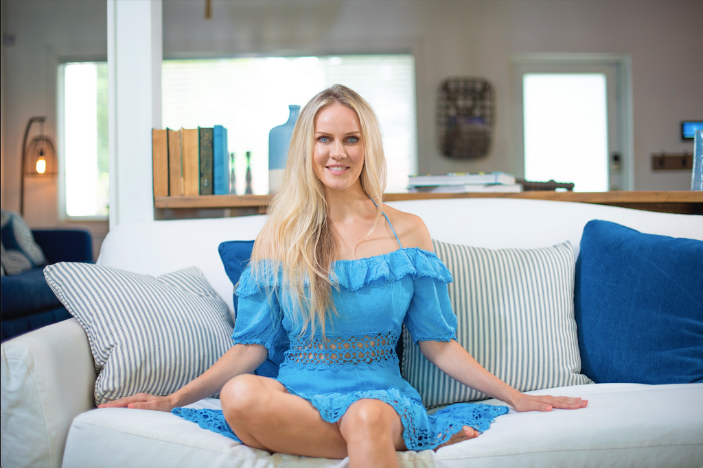 Collections – Gin Amber Beauty